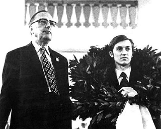 Euwe-i-Karpov.jpg