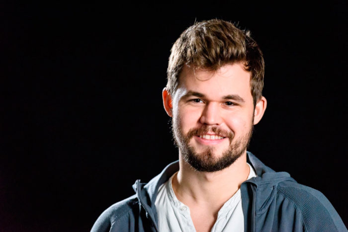 Tata-Steel-Chess-2020-Magnus-Carlsen-700x467 (1).jpg